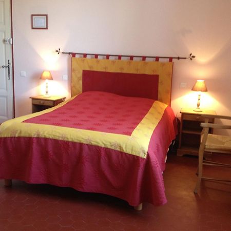 Mas La Cigaliere Bed & Breakfast Venasque Exterior photo